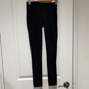 TNA Classic Black Leggings - super static